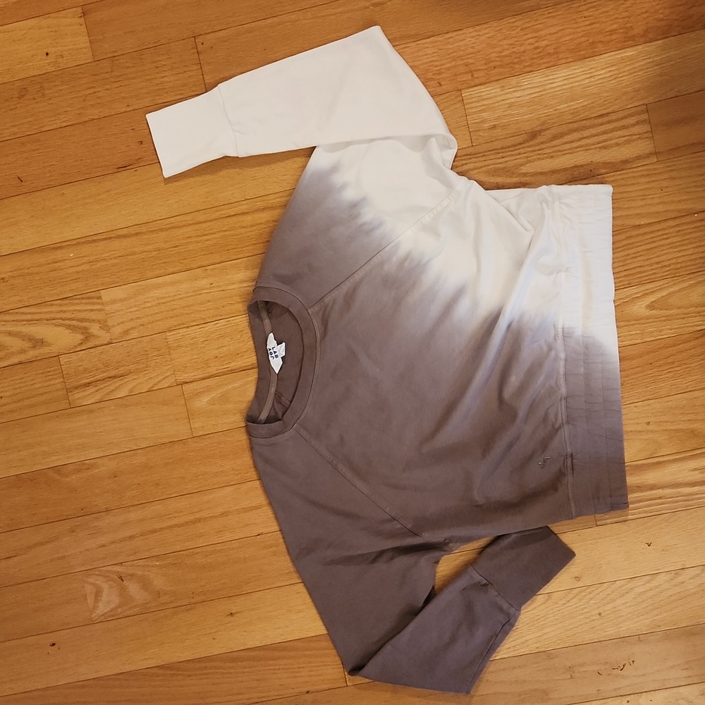 Women's Size Small Joy Lab Brown and White Sweatshirt